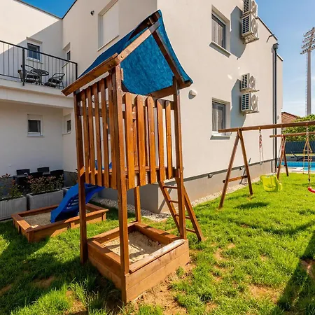 Apartment Stunning Apartment In Zadar With Wifi Zadar