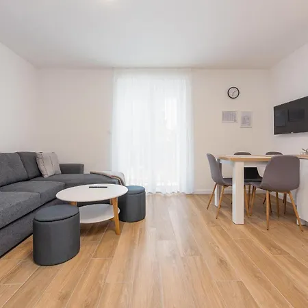 Apartment Stunning Apartment In Zadar With Wifi Zadar